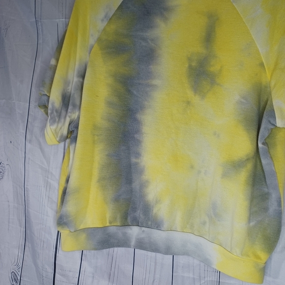 Painted Threads Yellow and Gray Tie-Dye Women's Top - Picture 10 of 10
